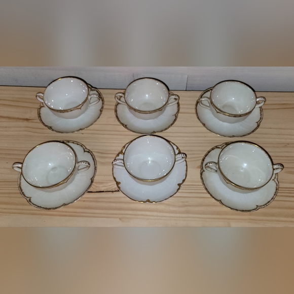 Haviland and Co. limoges cups and saucers - Picture 3 of 7